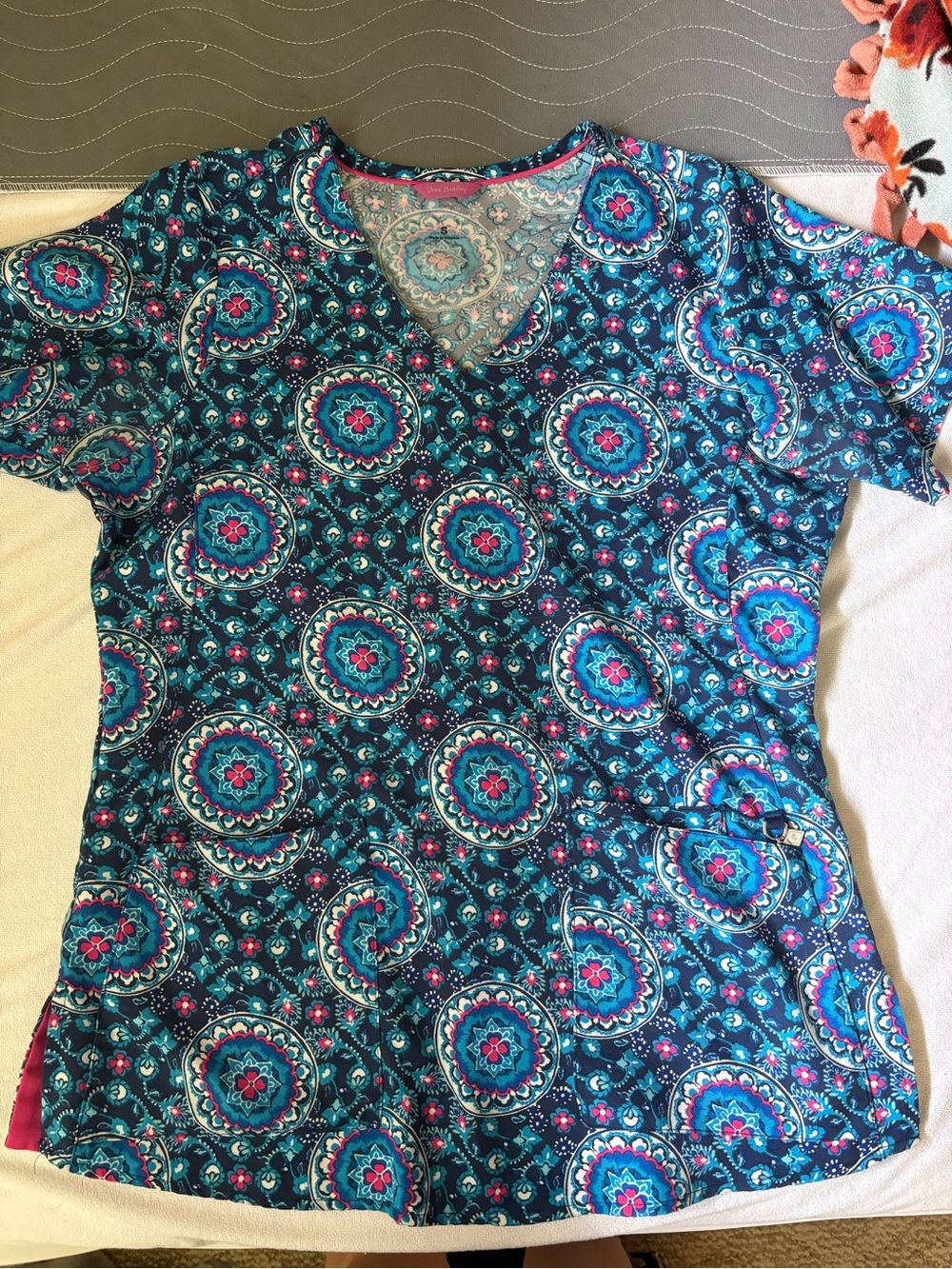 Women’s Teal Patterned V-Neck Scrub Top - Brand